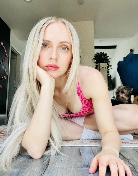 Madilyn Bailey onlyfans page