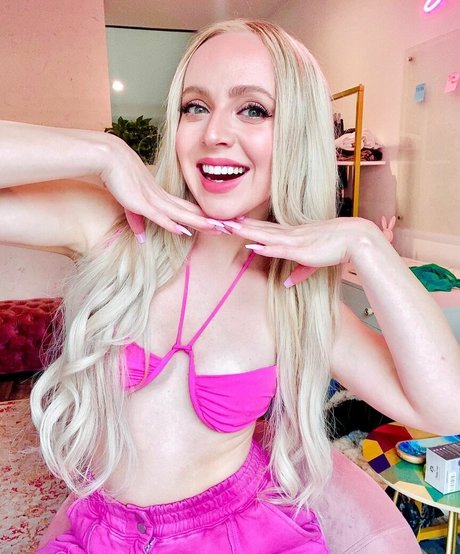 Madilyn Bailey only fans pic