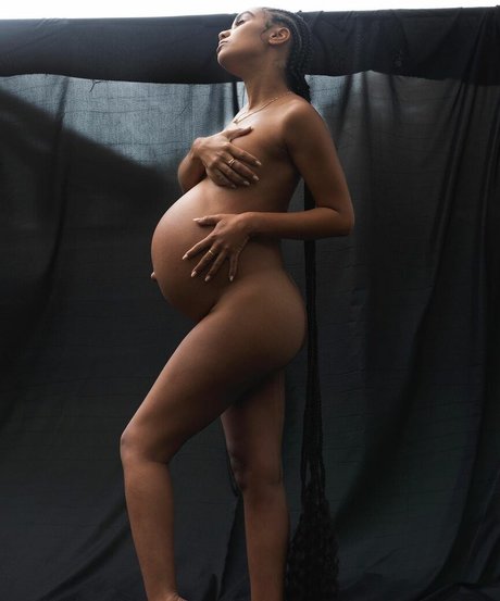 Leigh Anne Pinnock only fans sex