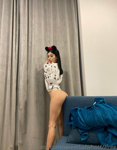 hotbabbygirl onlyfans leaked sex