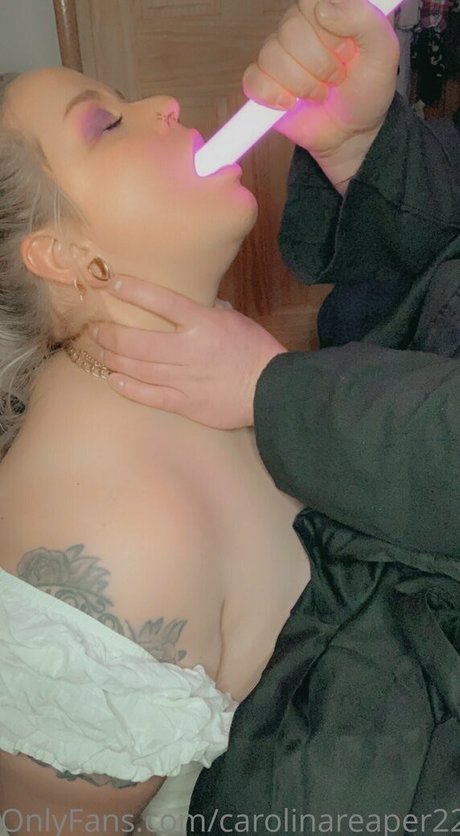 carolinequinnvip onlyfans nide