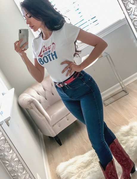 Anna Paulina Luna leaked onlyfans pictures