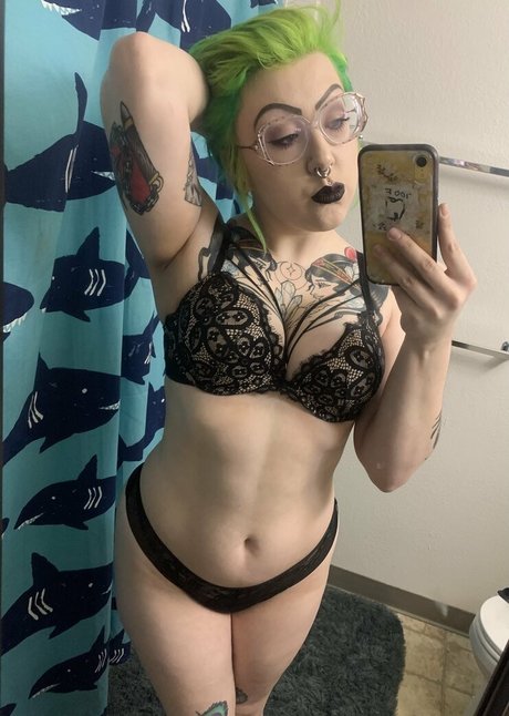 trrashvixen feet onlyfans