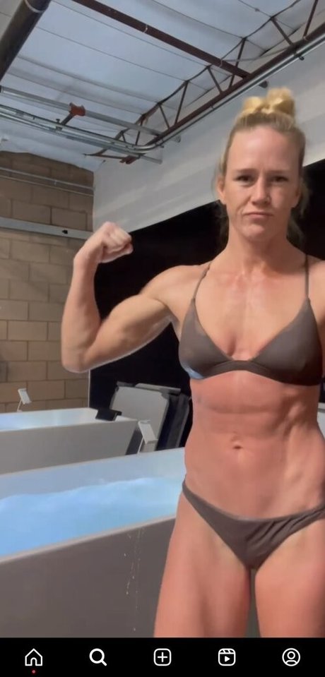 Holly Holm onlyfans model images