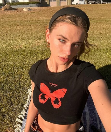 Halli Lover nude on onlyfans