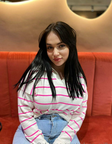 selena mills porn onlyfans