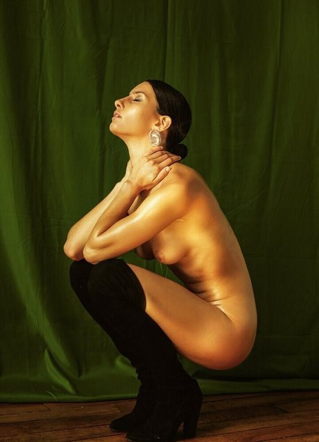 Aurelie Lacombe onlyfans leak porn