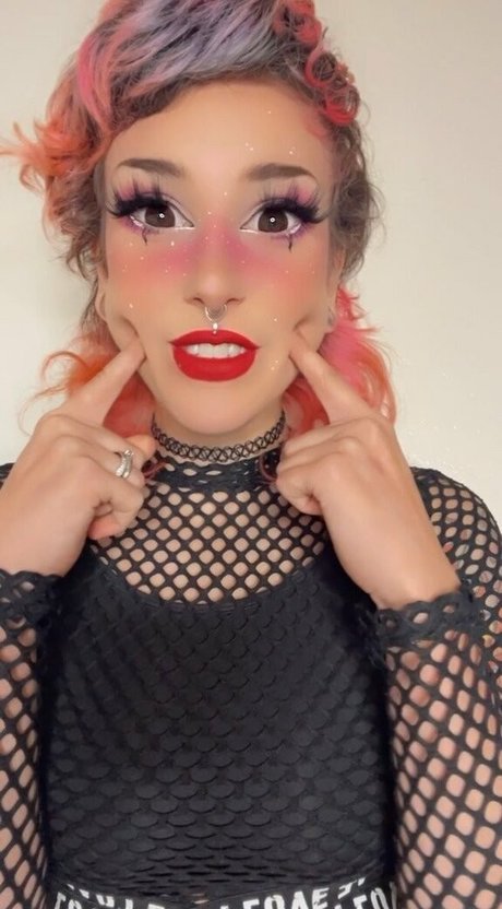 emeryfennecfree only fans review