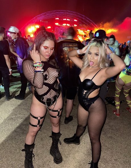 psychedelic kitty onlyfans naked