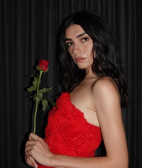 Hazar Erguclu onlyfans leakes