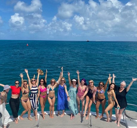 Jennifer Holland nude only fans