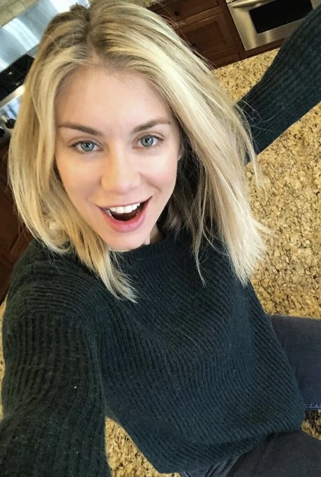 Jennifer Holland new onlyfans