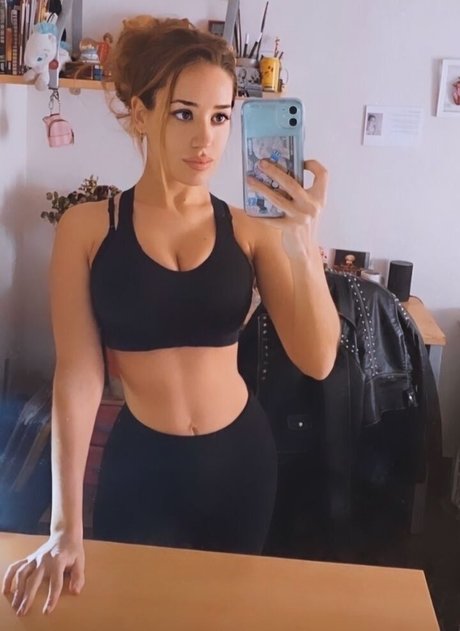 Lluna Clark only fans.