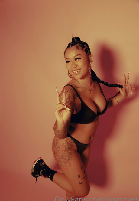 Lady Bug Baristas nude onlyfans pics