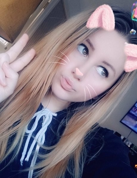 bbjademoon onlyfans leaked.