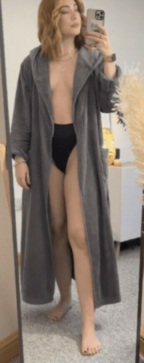 Liv Humby onlyfans leak sex