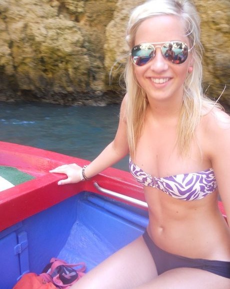 Rosie Leicester onlyfans leaks free