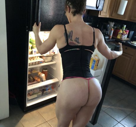 fiercelyfitrose onlyfans naked pics