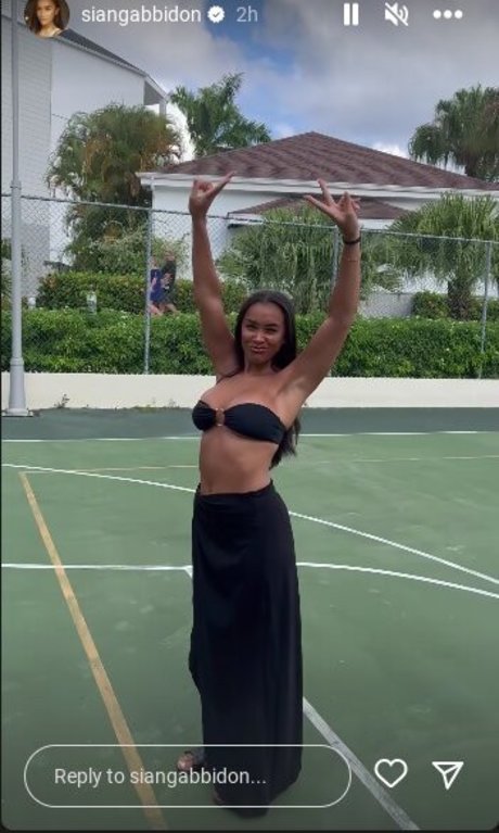 Sian Gabbidon onlyfans hot