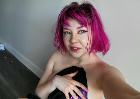 shaeswan nude onlyfans leak