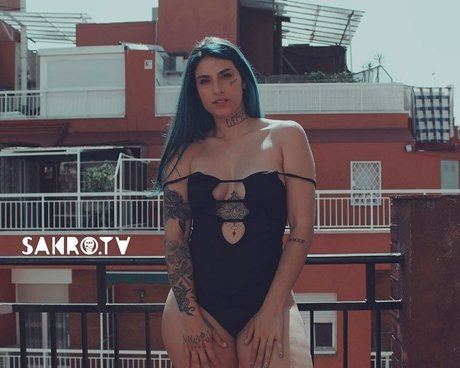 Camilla Leotta nude on onlyfans