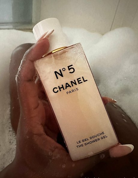 madam___caramel onlyfans page