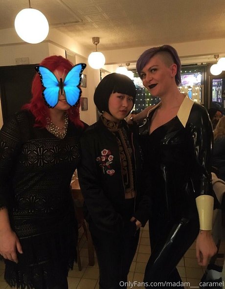 madam___caramel onlyfans leaked