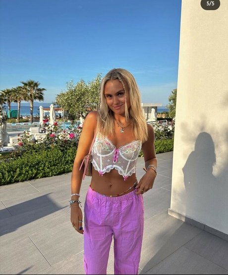 Misha Grimes leaked naked onlyfans