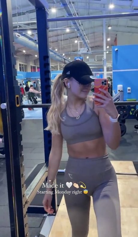 Misha Grimes onlyfans.