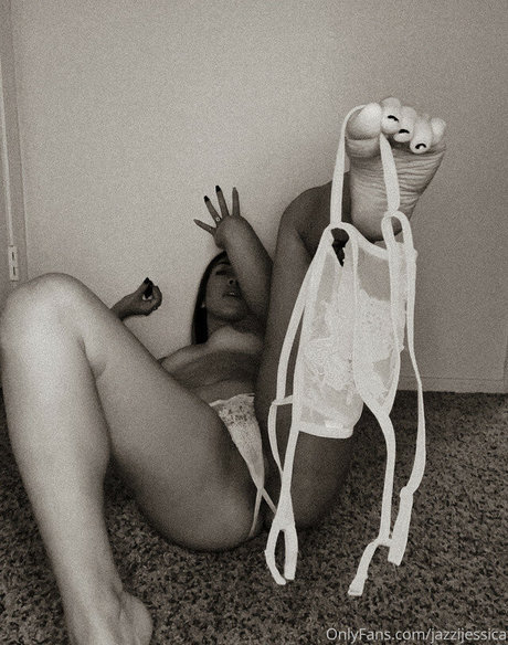Jazzijessica desnuda onlyfans