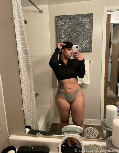 robynbanks naked onlyfans pics