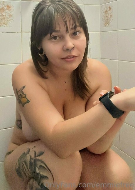 emmiefree onlyfans nudes leak