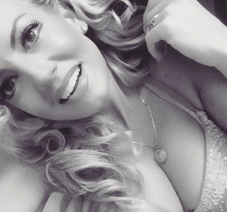 Isabel Madow onlyfans leak