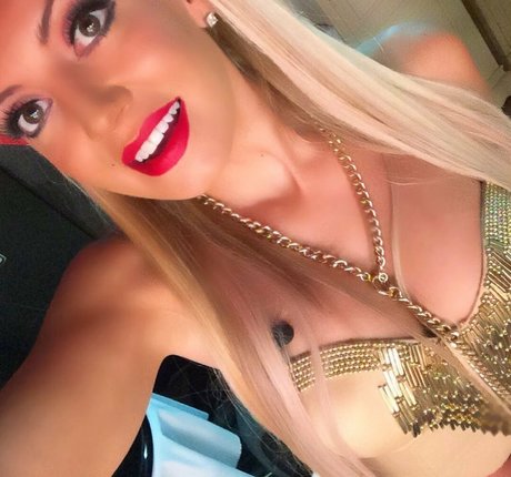 Isabel Madow naked onlyfans