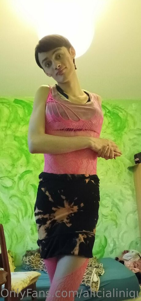 alicialiniquinn topless onlyfans