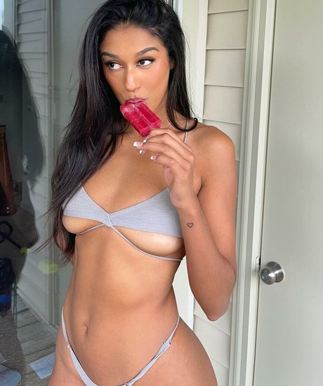 Jessienicolexxx porn onlyfans