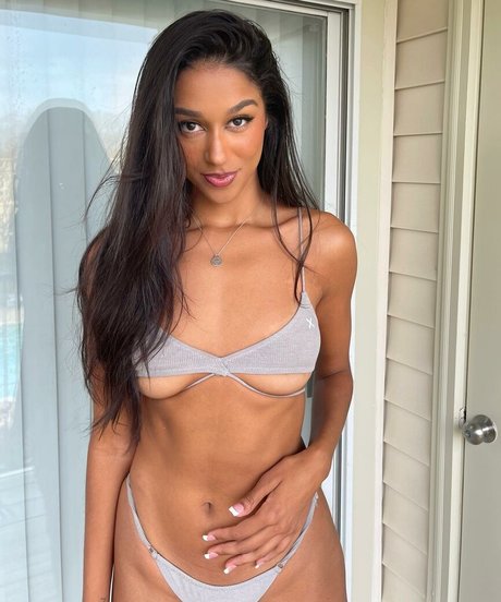 Jessienicolexxx leaked onlyfans sextape