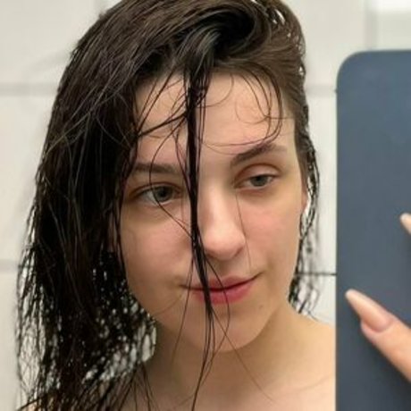 luisakrc onlyfans naked leaks