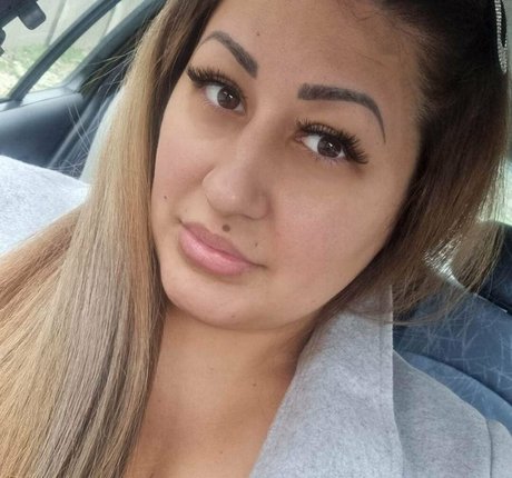 Csimbora Barbara Profile pic