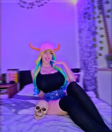 Eilse Deinsee onlyfans tits