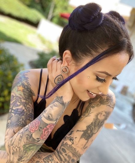 meghanelle onlyfans images