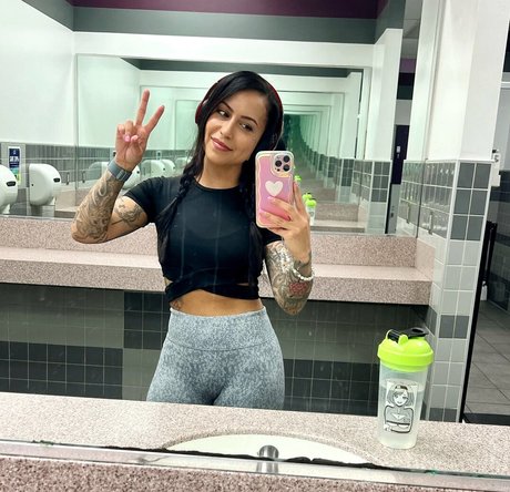 meghanelle only fans