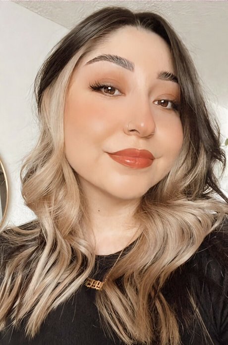 Jennjealousy onlyfans model