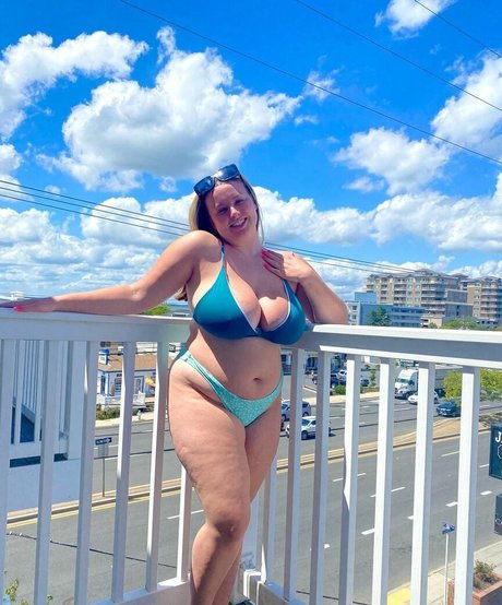 Mary R onlyfans pics