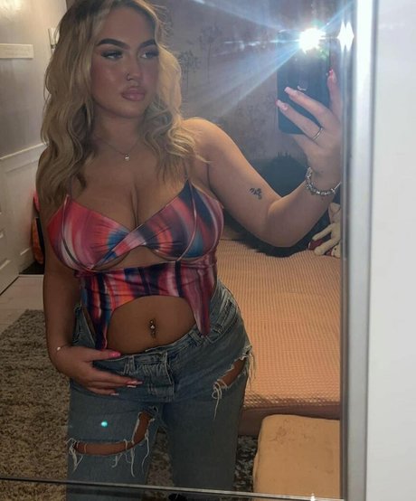 Caoimheeee onlyfans picture