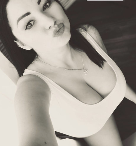 Irina P onlyfans model photo