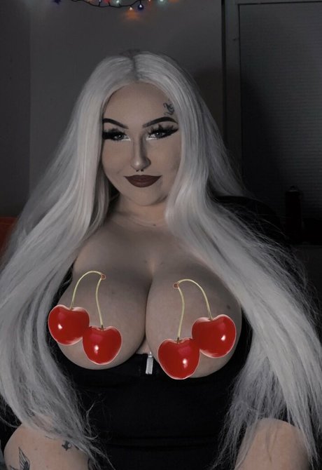 Tadytera is on onlyfans