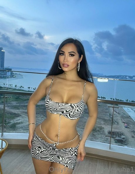 Angie VuHa onlyfans nudes leaks