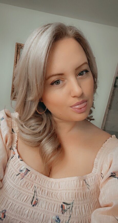 Wild Flower onlyfans leaked pictures