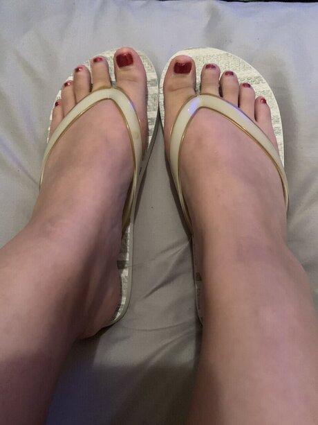 PrincessSnackToes onlyfans free content